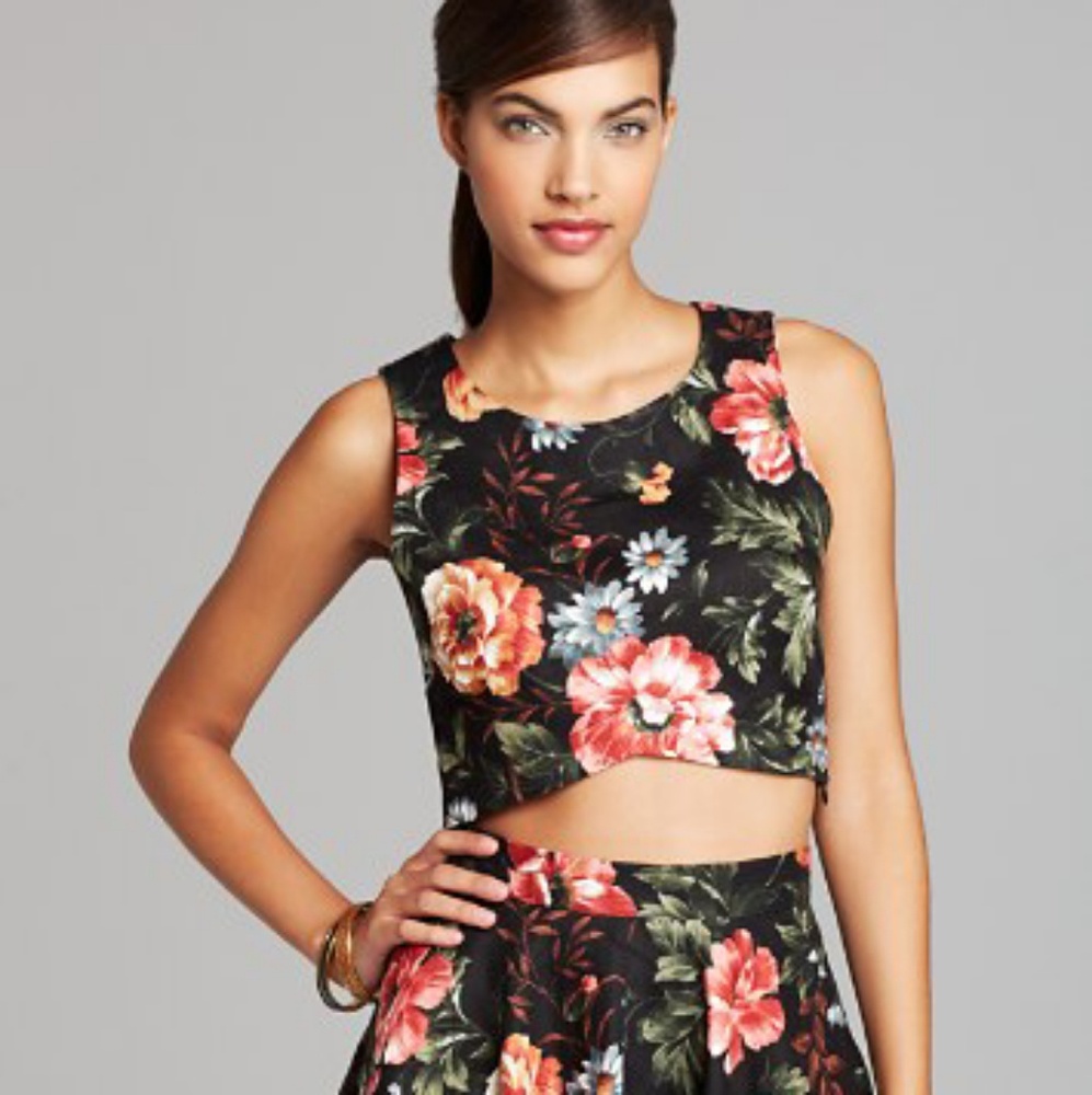 AQUA Floral Linen Crop Top Size Small